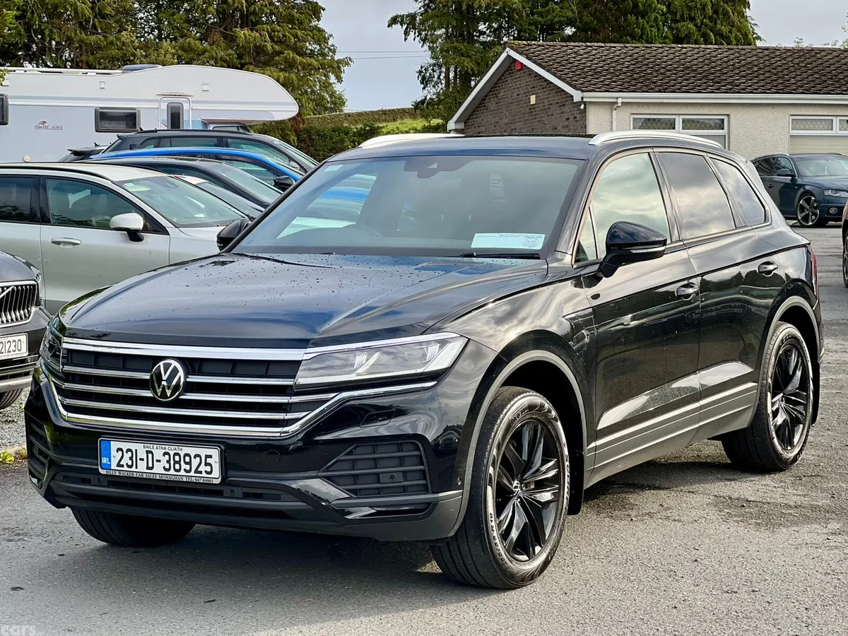 Volkswagen Touareg SUV, Diesel, 2023, Black
