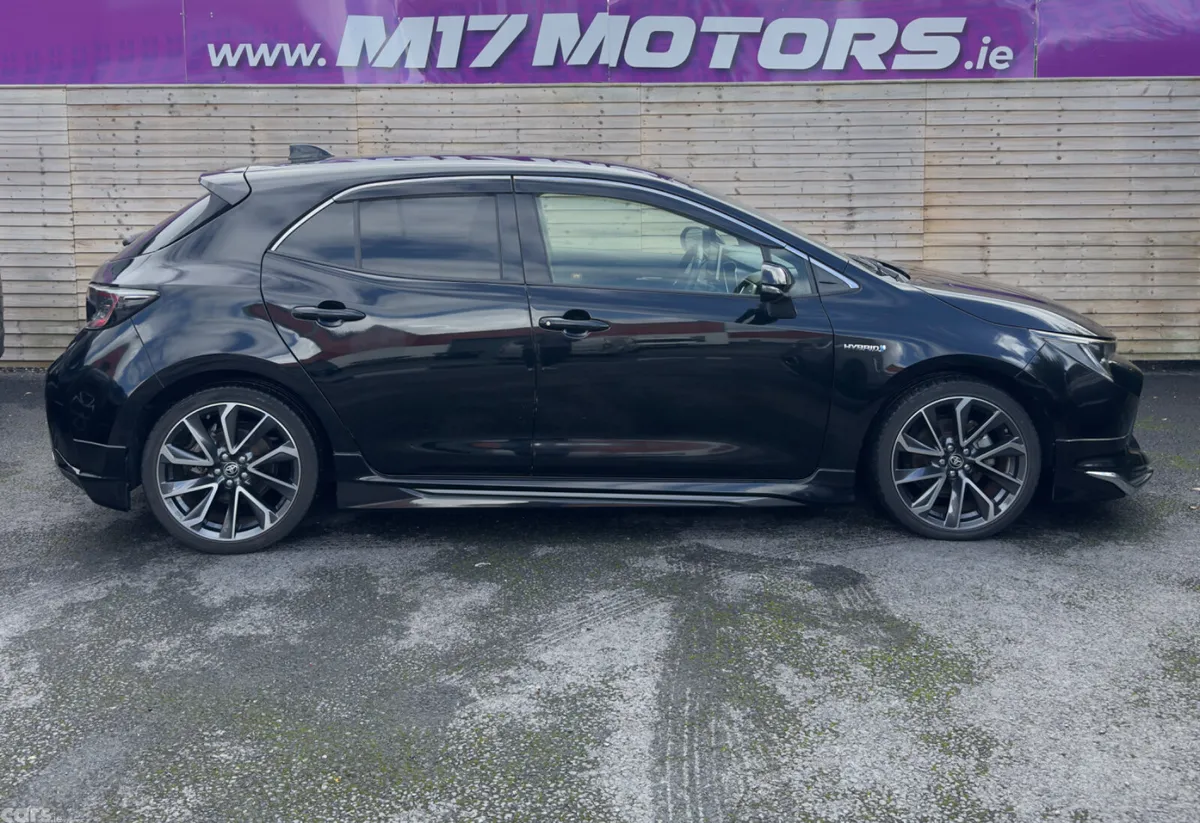 Toyota Corolla Hatchback, Petrol Hybrid, 2019, Black