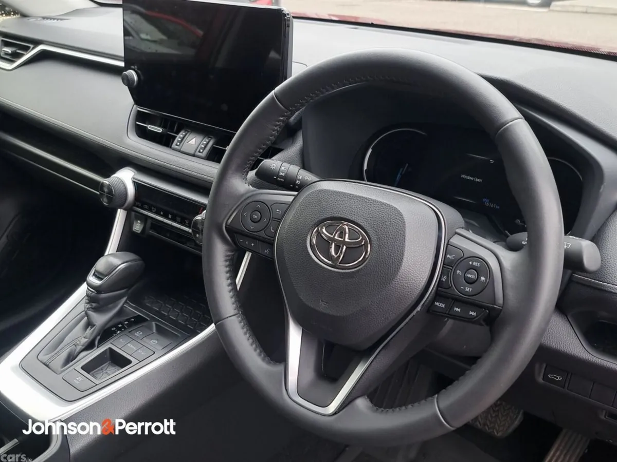 Toyota RAV4 SUV, Petrol Hybrid, 2025, Red