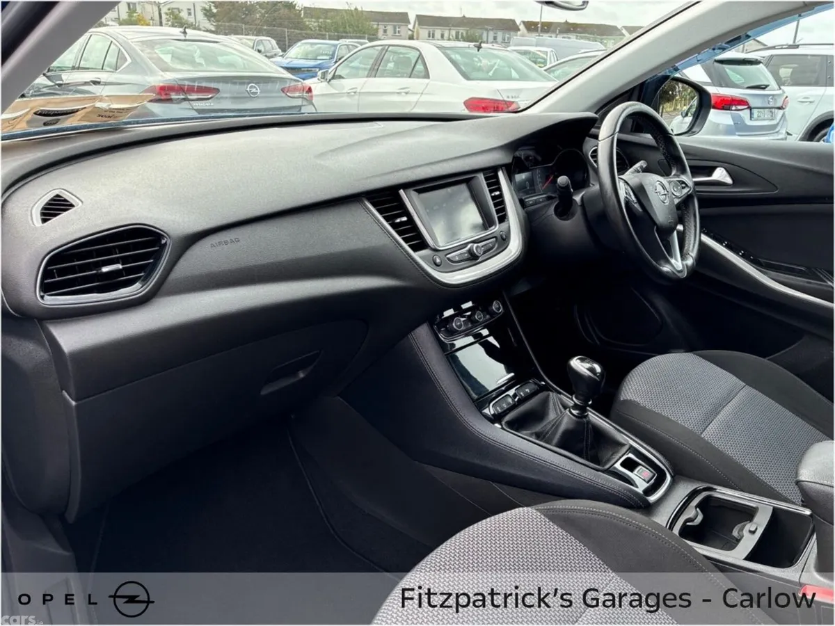 Opel Grandland X SUV, Diesel, 2019, Blue