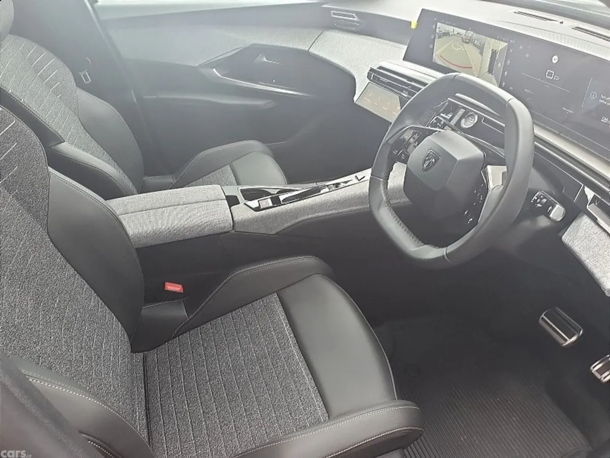 Peugeot 3008 SUV, Petrol, 2026, Black
