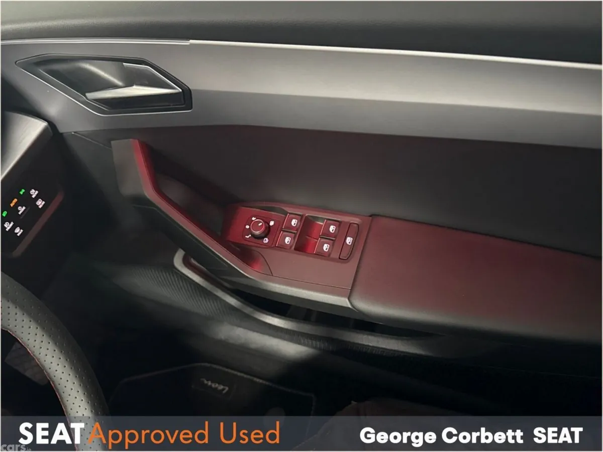 SEAT Leon Hatchback, Petrol Plug-in Hybrid, 2025, Blue