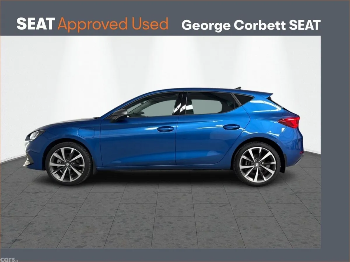 SEAT Leon Hatchback, Petrol Plug-in Hybrid, 2025, Blue