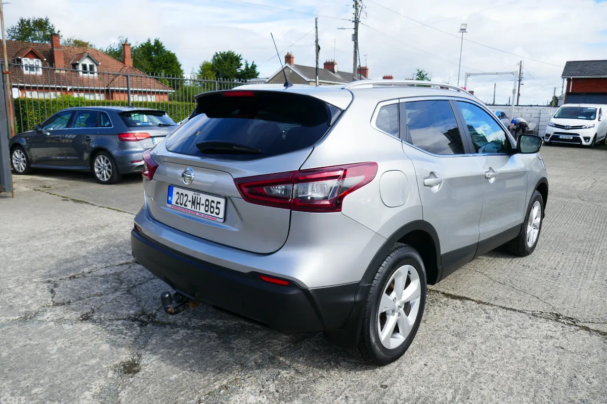 Nissan Qashqai MPV, Diesel, 2020, Grey