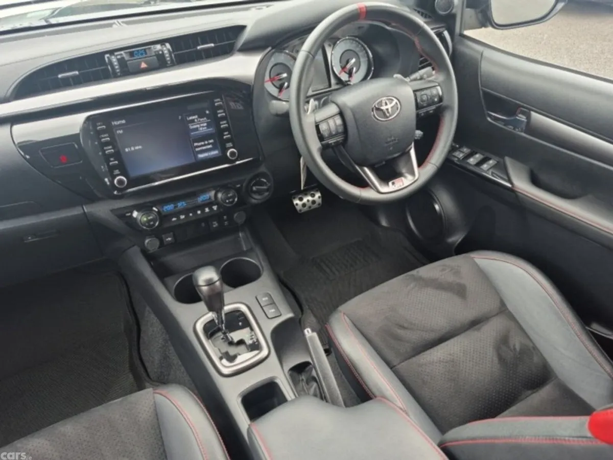 Toyota Hilux Pick Up, Diesel, 2024, Black