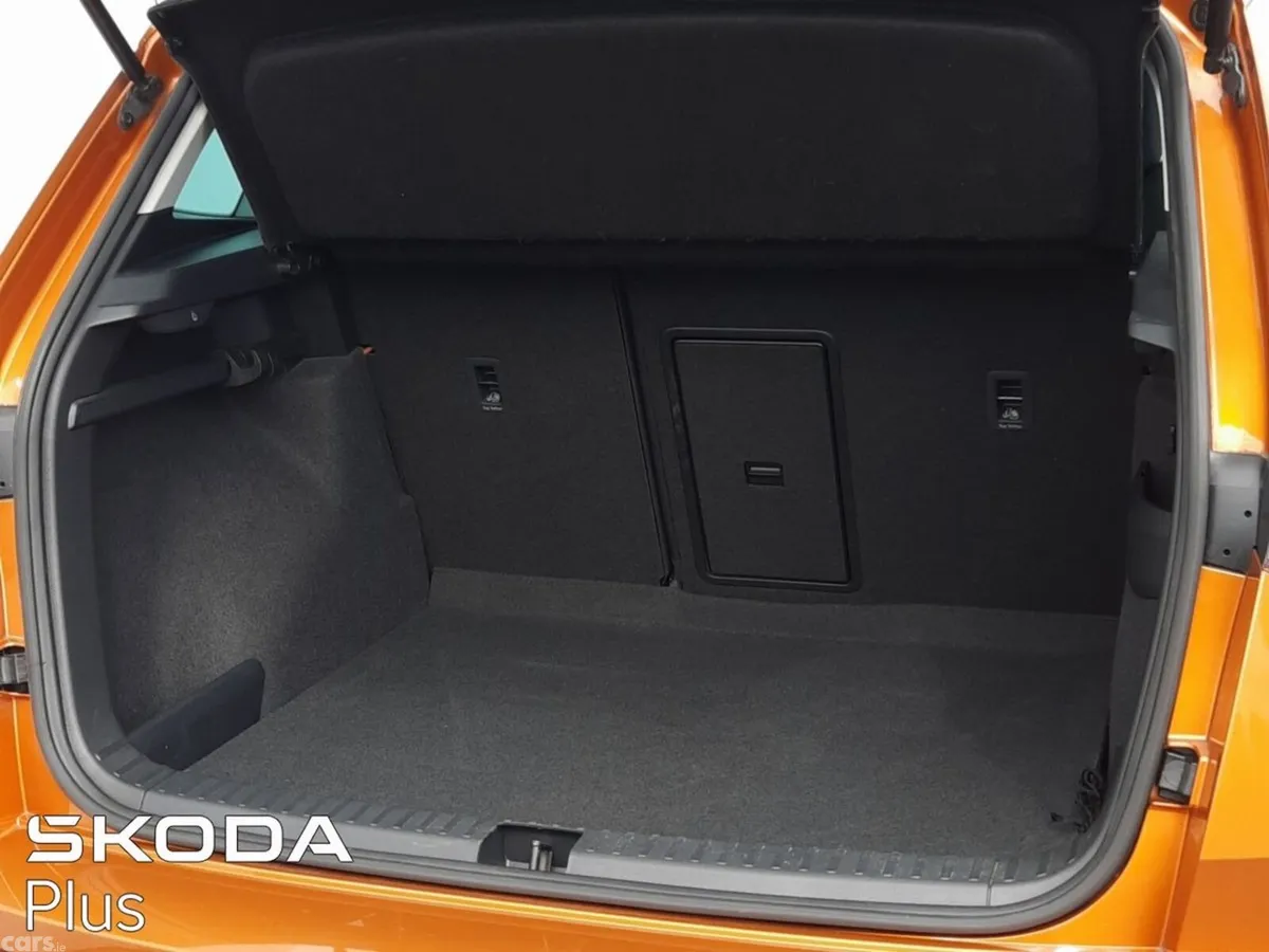 Skoda Karoq SUV, Diesel, 2023, Orange