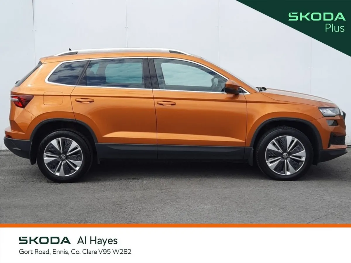 Skoda Karoq SUV, Diesel, 2023, Orange