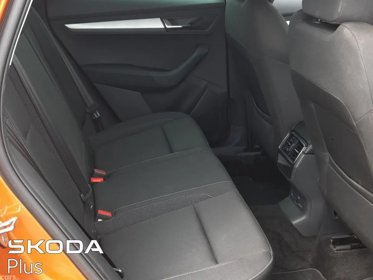 Skoda Karoq SUV, Diesel, 2023, Orange