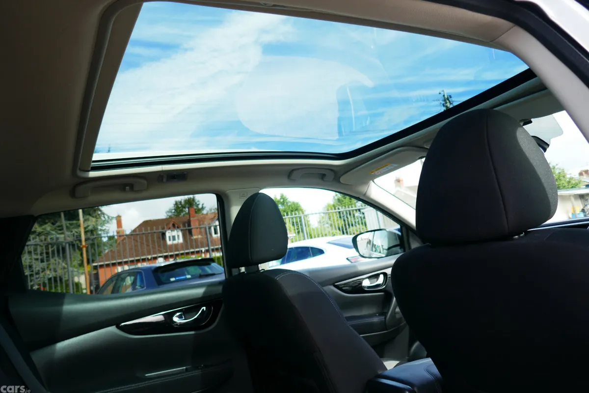 Nissan Qashqai MPV, Diesel, 2020, Grey
