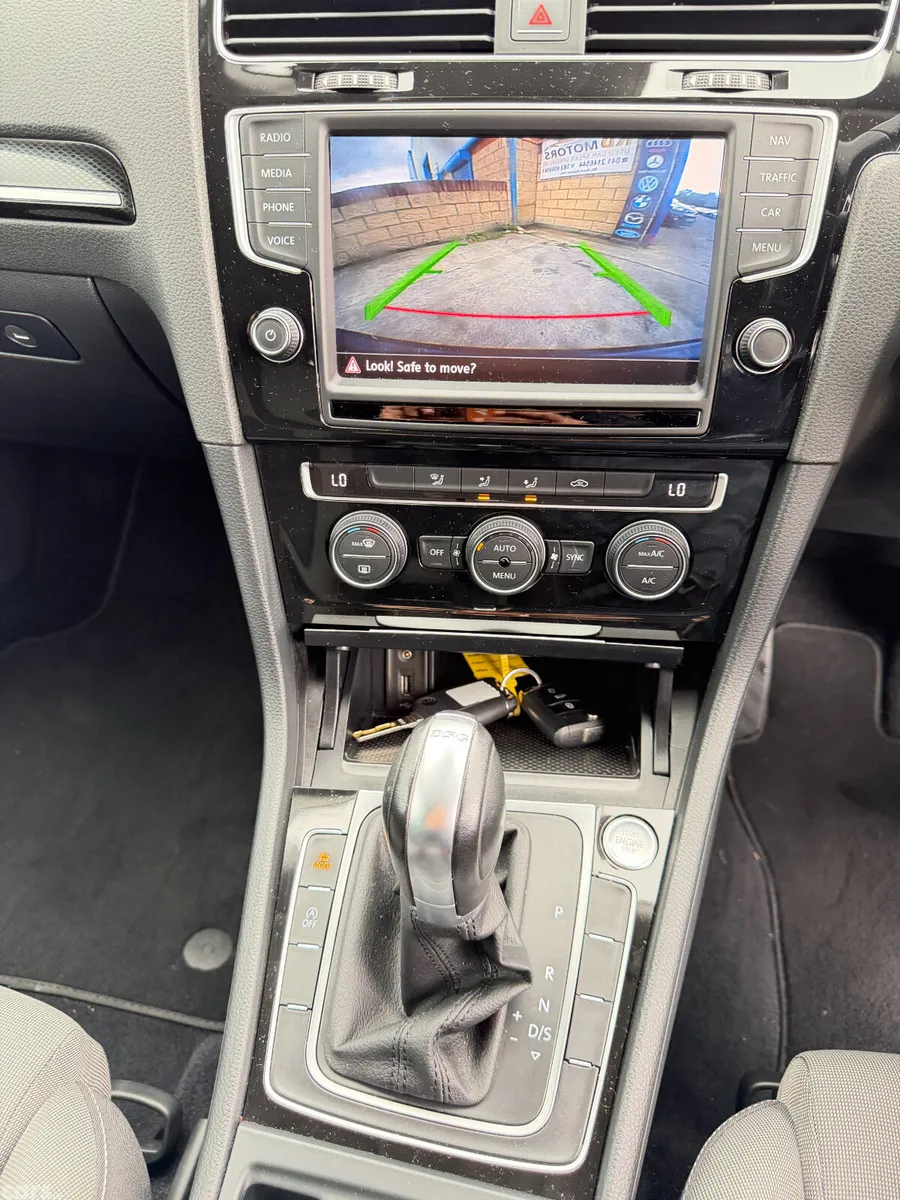 Volkswagen Golf Hatchback, Petrol, 2016, Navy