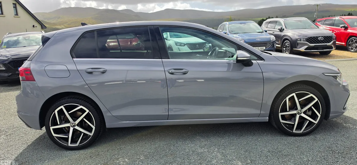 Volkswagen Golf Hatchback, Petrol Hybrid, 2023, Grey