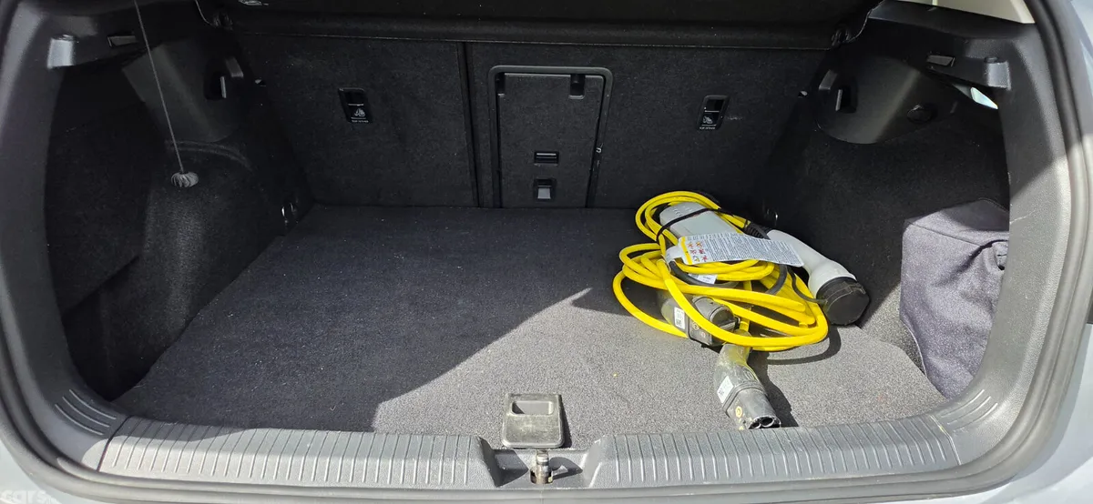 Volkswagen Golf Hatchback, Petrol Hybrid, 2023, Grey
