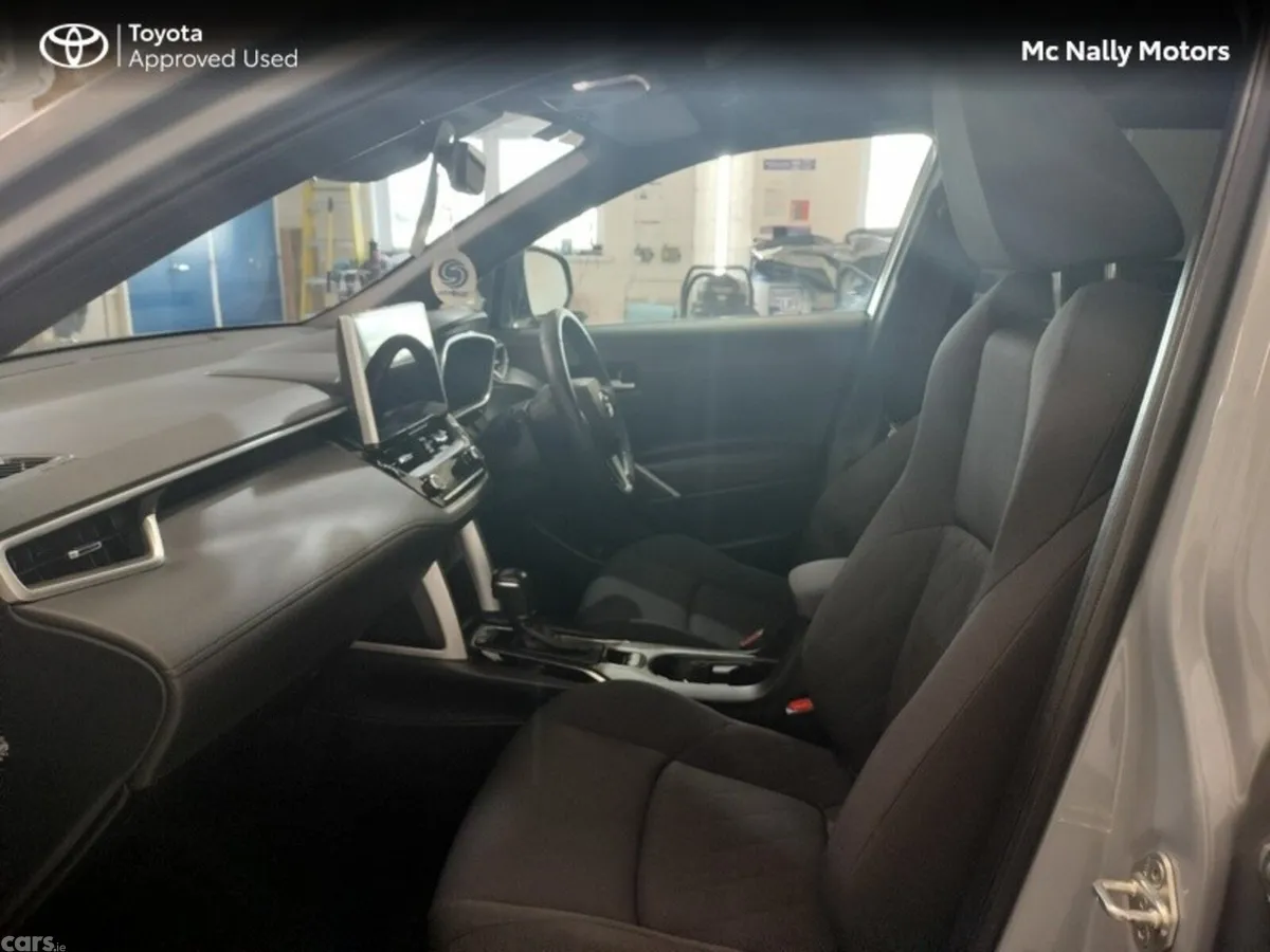 Toyota Corolla Cross Hatchback, Petrol Hybrid, 2024, Grey