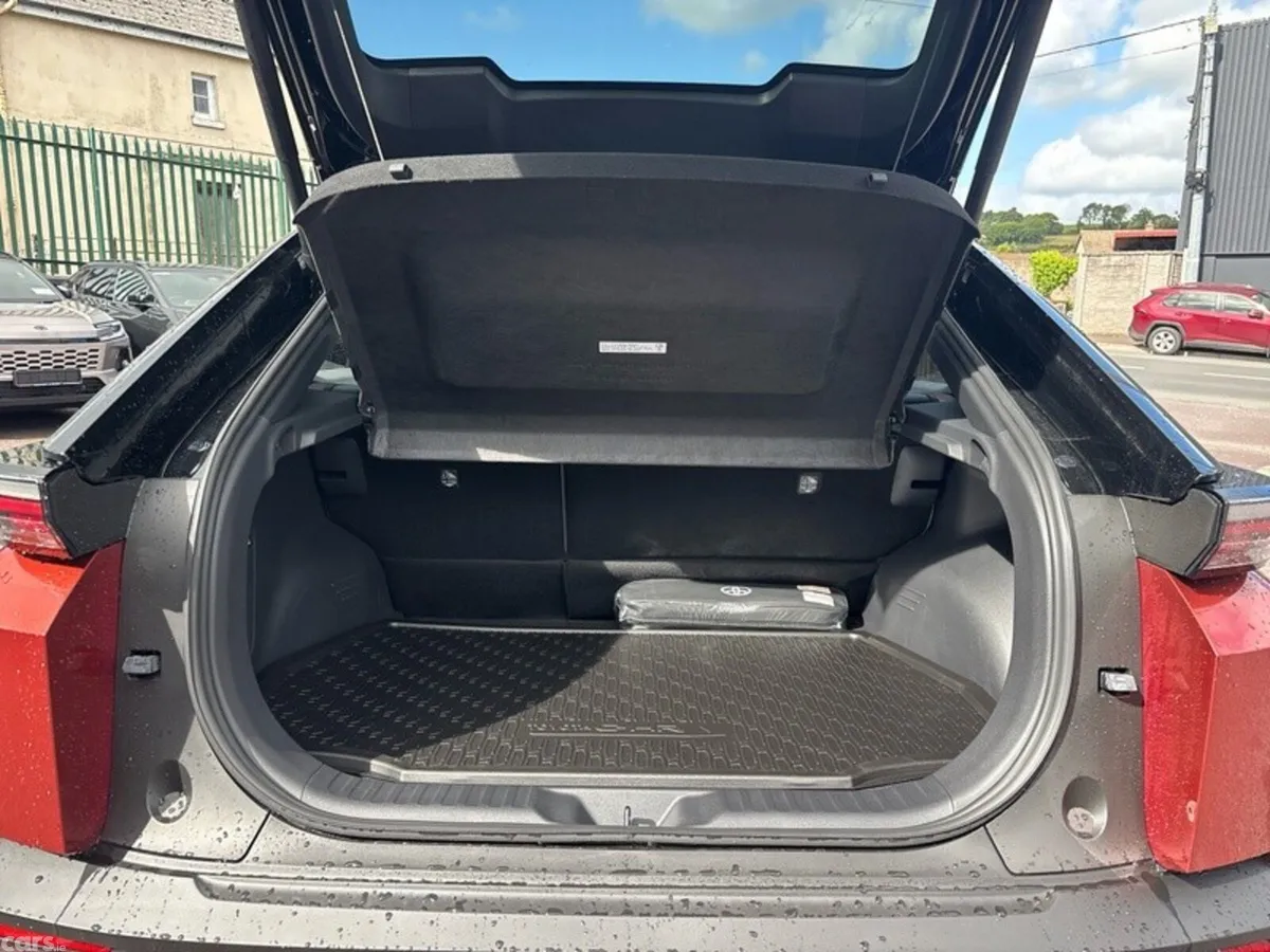 Toyota C-HR Estate, Electric, 2026, Brown