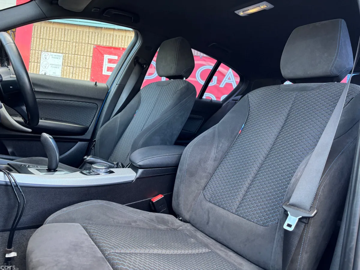 BMW 1-Series Hatchback, Petrol, 2015, Blue