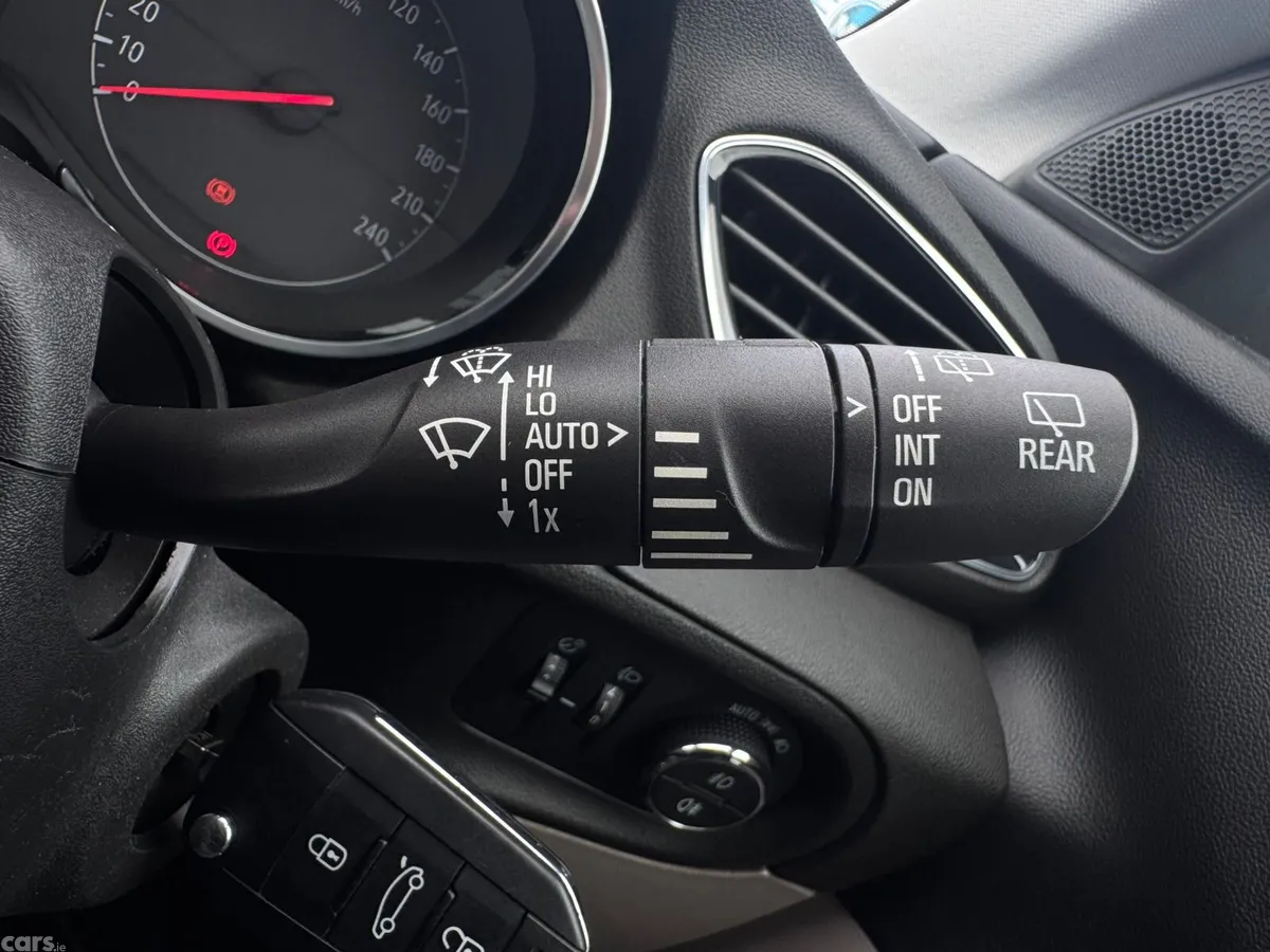 Opel Grandland X SUV, Diesel, 2019, Blue