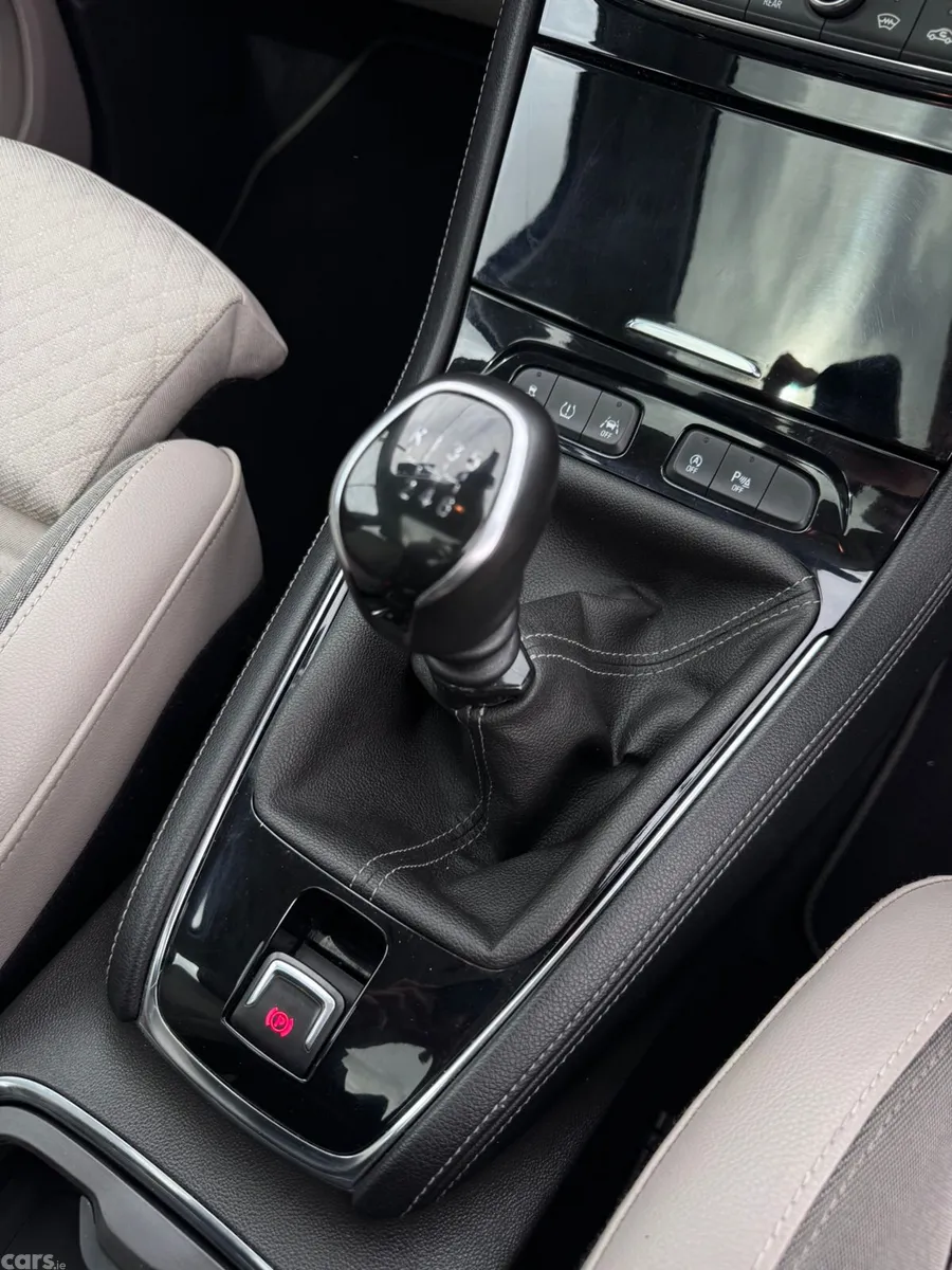 Opel Grandland X SUV, Diesel, 2019, Blue