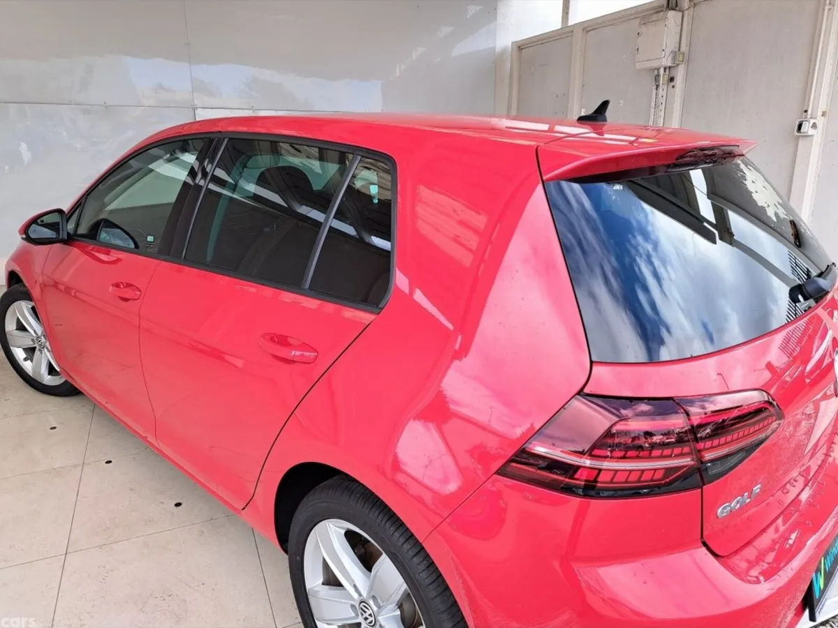 Volkswagen Golf Hatchback, Petrol, 2018, Red