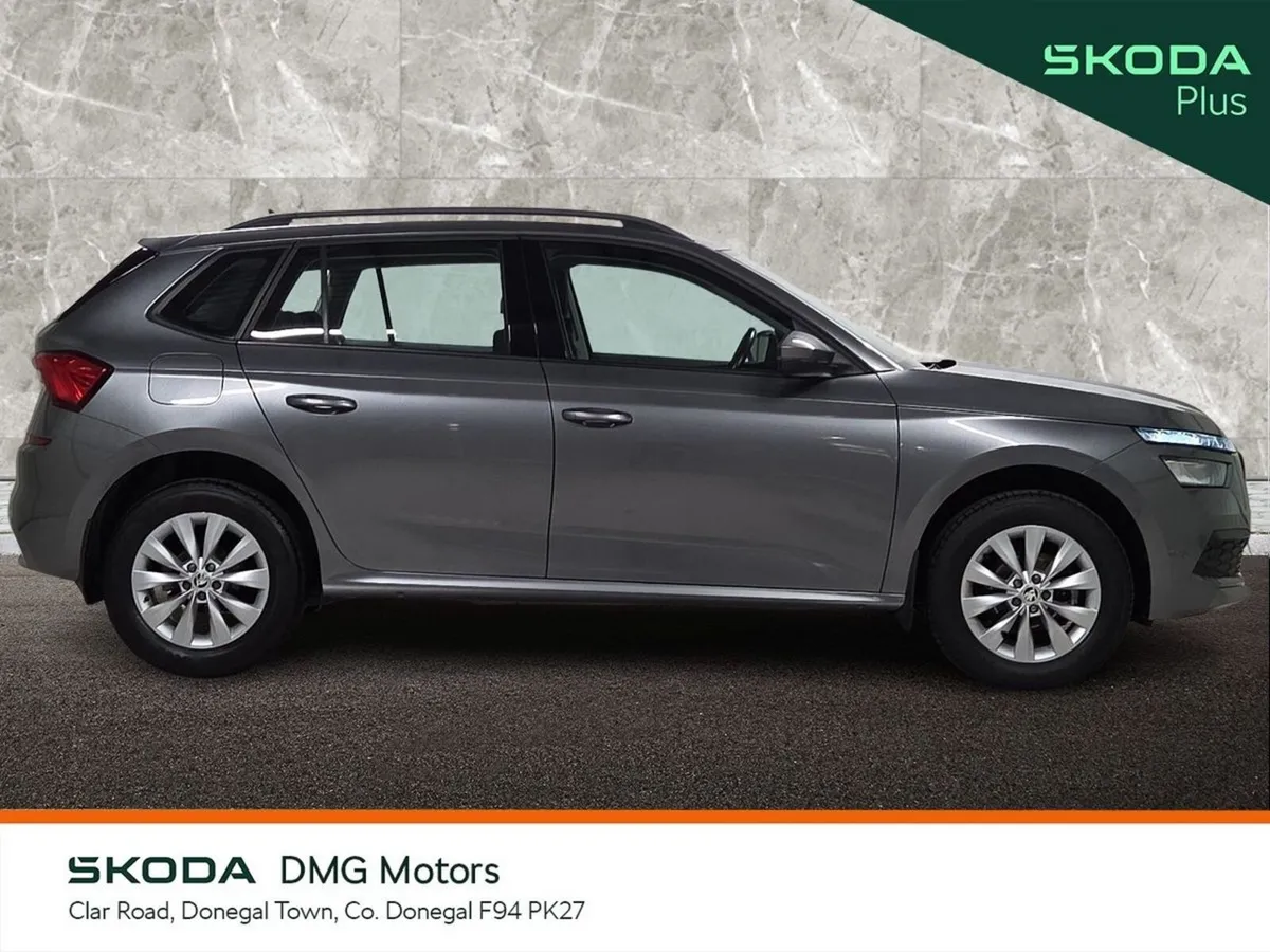 Skoda Kamiq Hatchback, Petrol, 2022, Grey