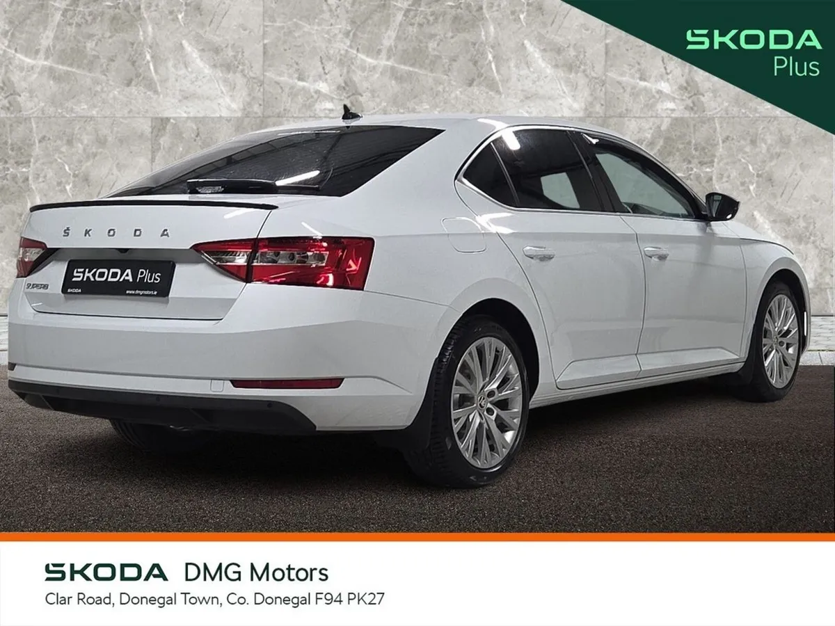 Skoda Superb Saloon, Diesel, 2024, White