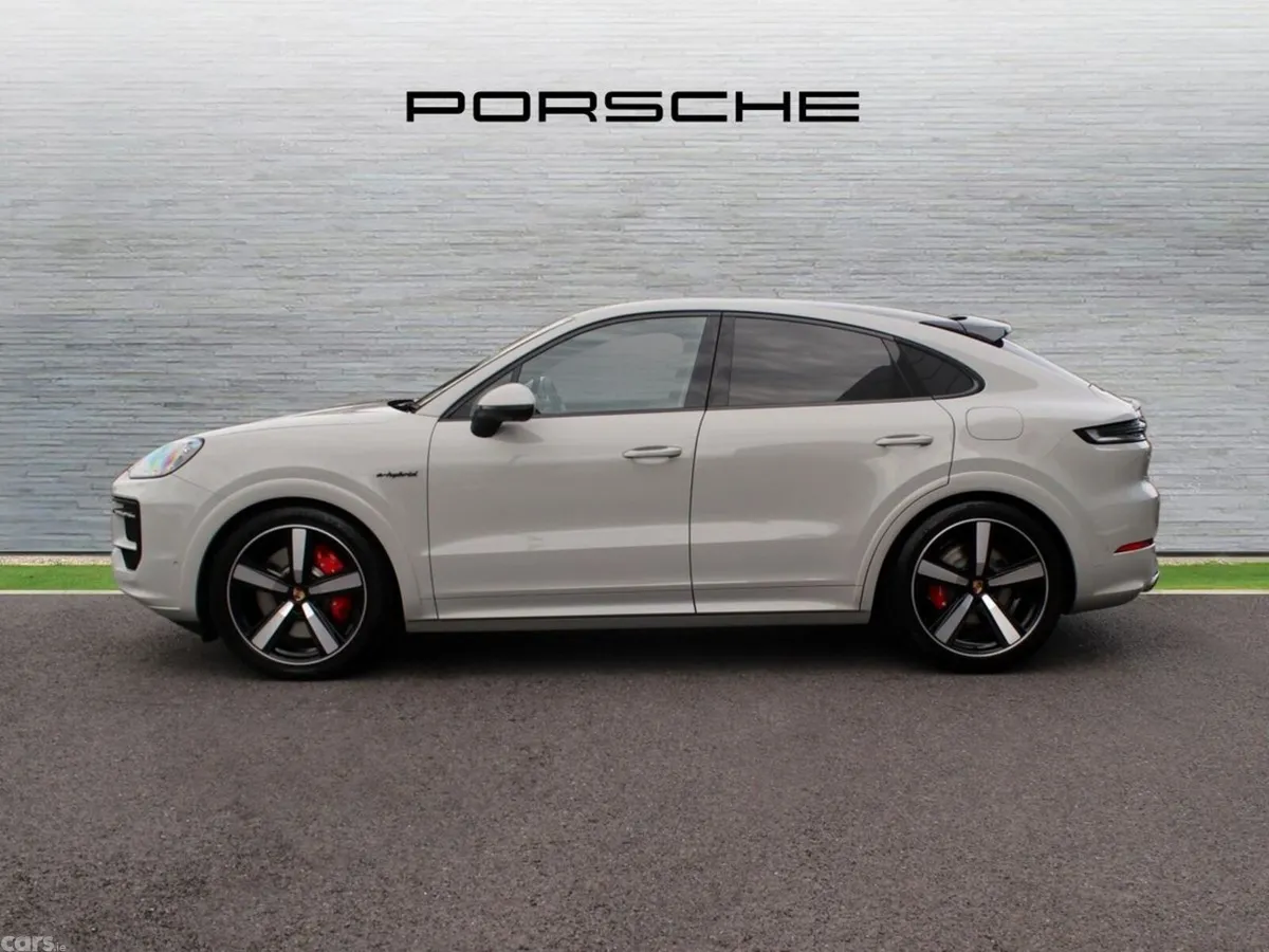 Porsche Cayenne SUV, Petrol Plug-in Hybrid, 2026, Grey