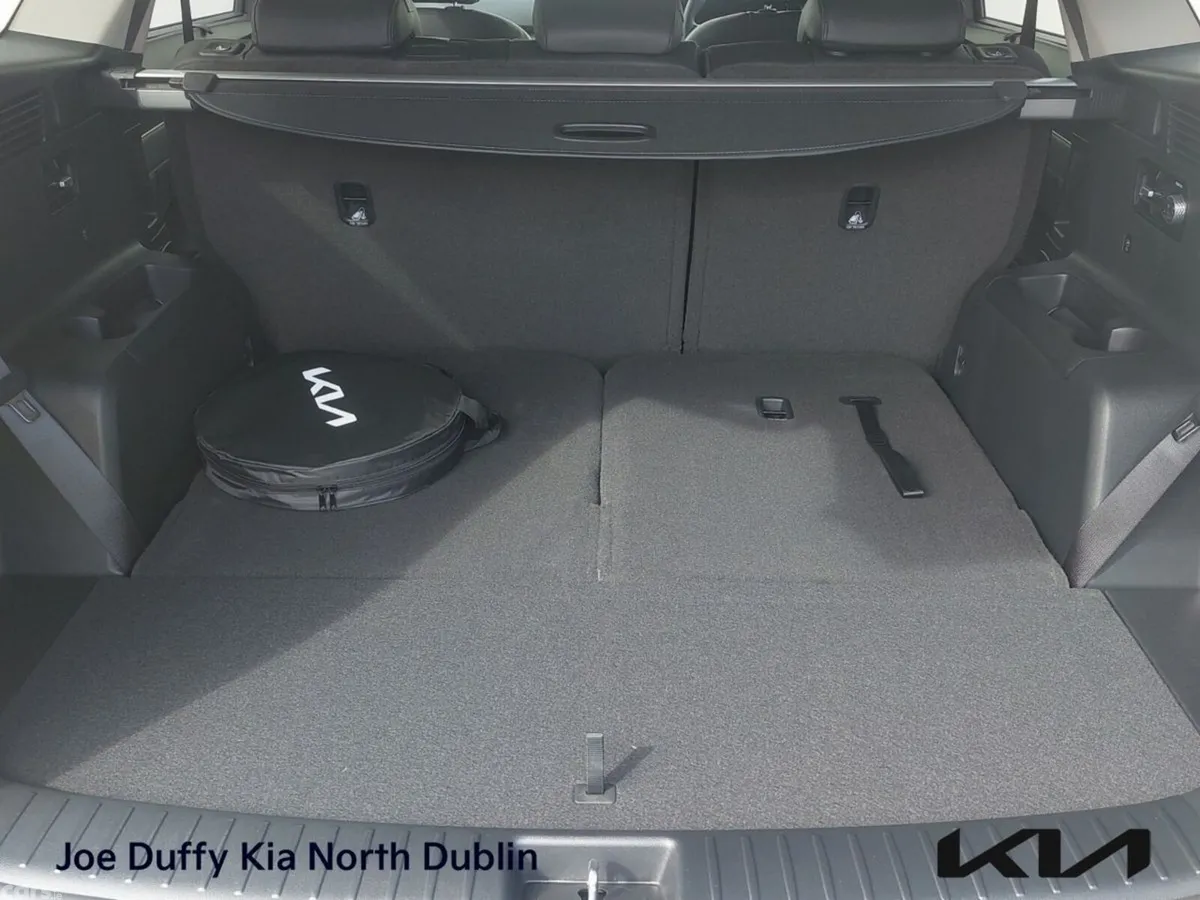 Kia Sorento SUV, Petrol Plug-in Hybrid, 2026, Grey