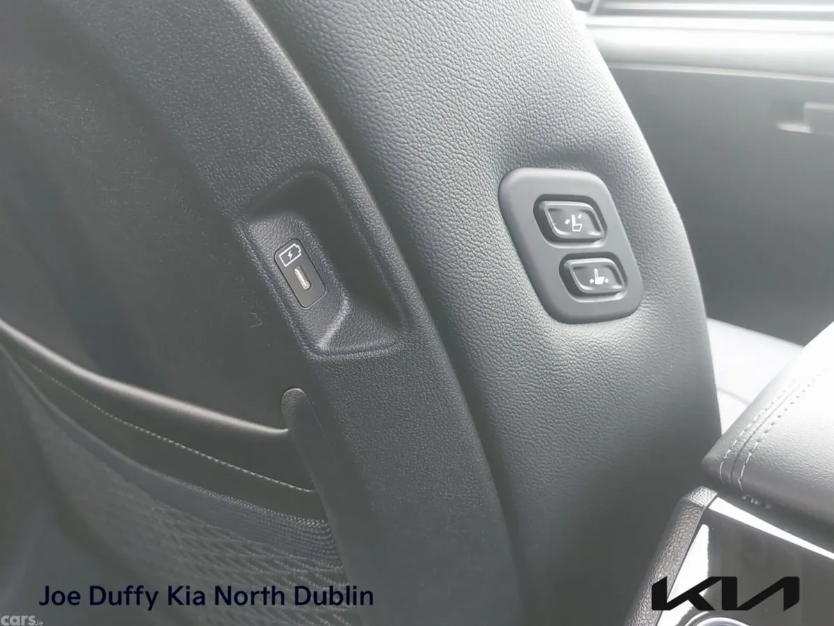 Kia Sorento SUV, Petrol Plug-in Hybrid, 2026, Grey