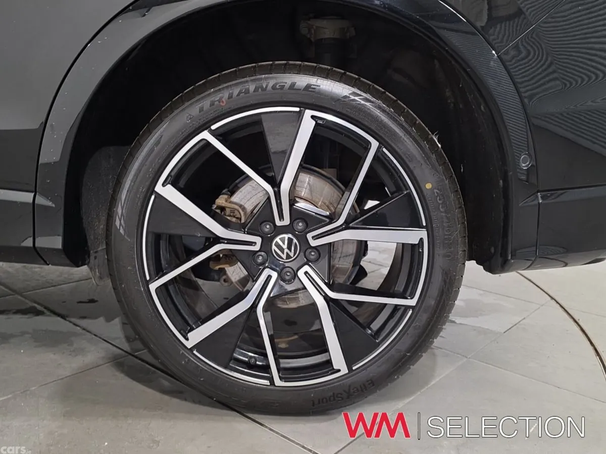 Volkswagen Tiguan SUV, Petrol Plug-in Hybrid, 2025, Black