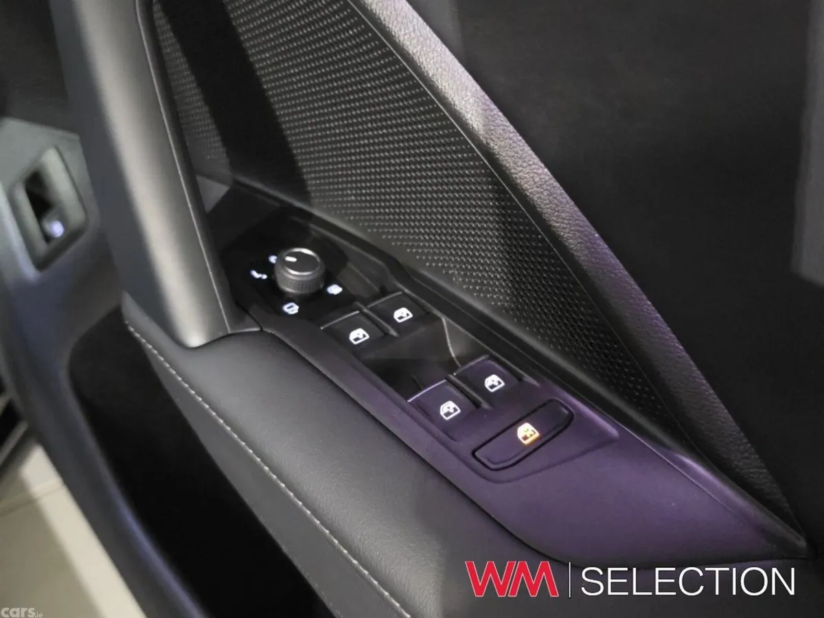 Volkswagen Tiguan SUV, Petrol Plug-in Hybrid, 2025, Black