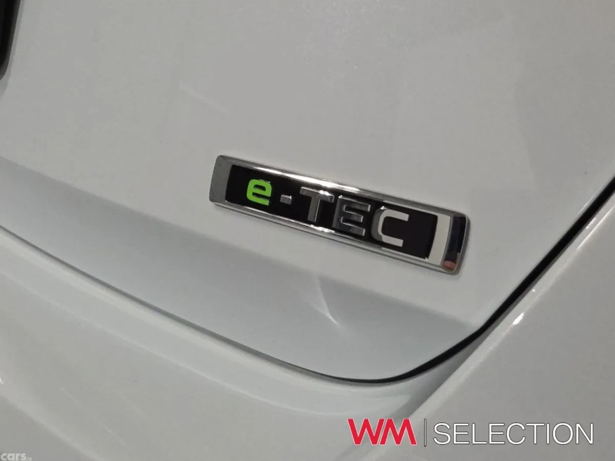 Skoda Octavia Saloon, Petrol Hybrid, 2024, White