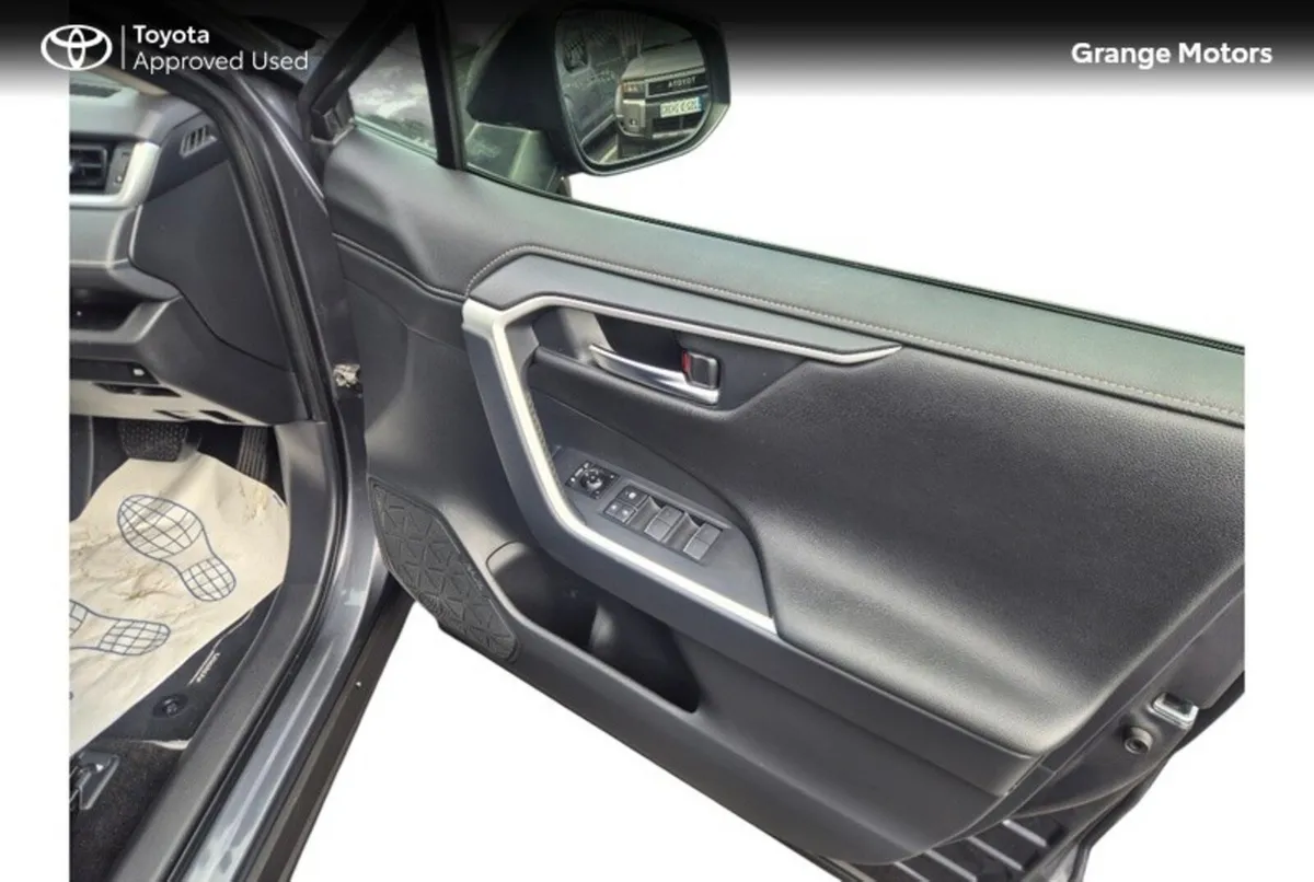 Toyota RAV4 SUV, Petrol Hybrid, 2023, Grey