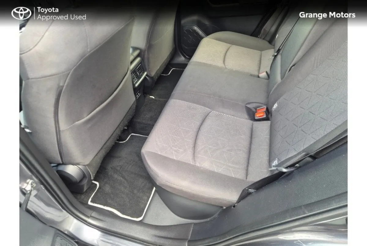 Toyota RAV4 SUV, Petrol Hybrid, 2023, Grey