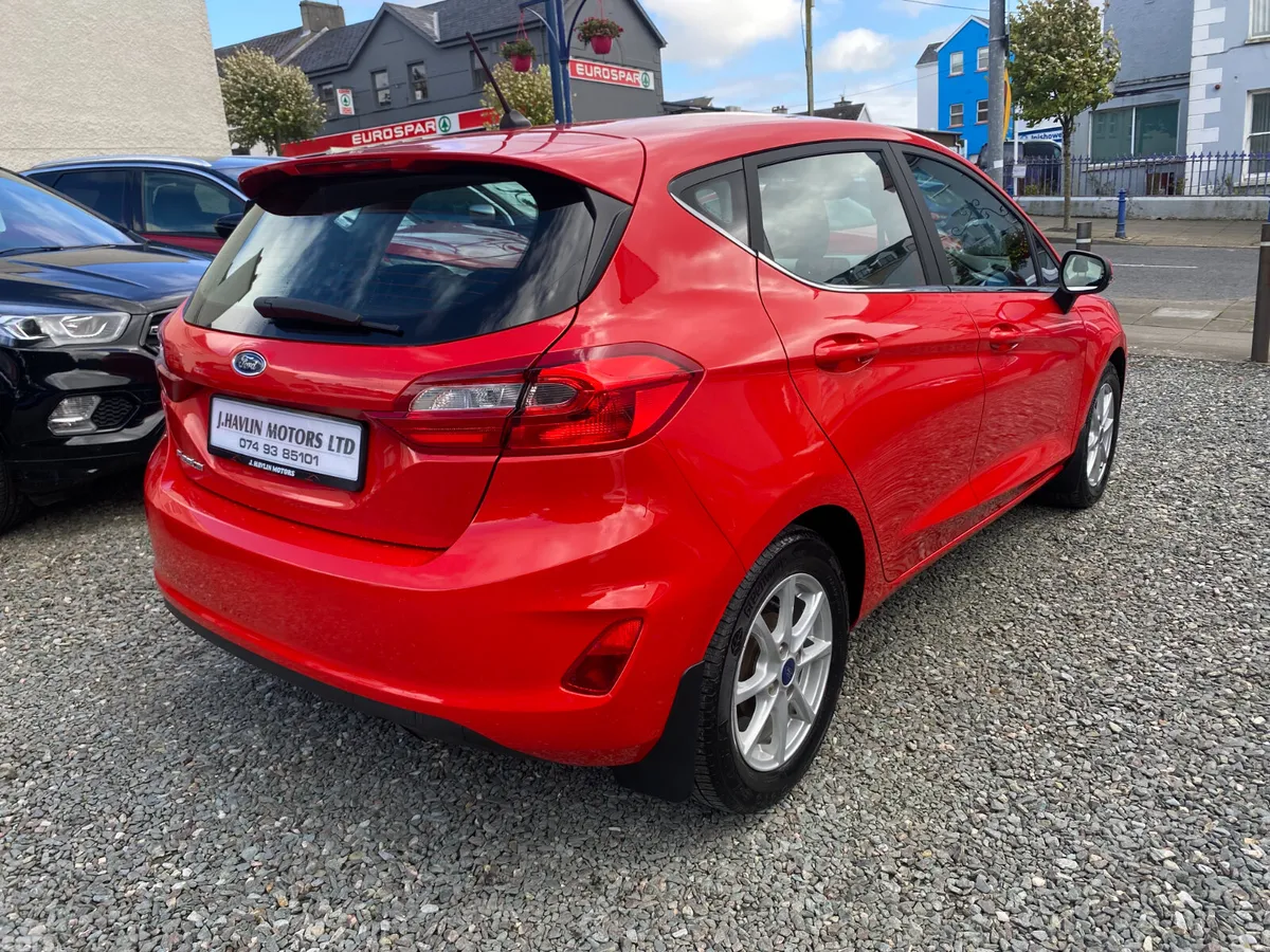 Ford Fiesta Hatchback, Petrol, 2019, Red