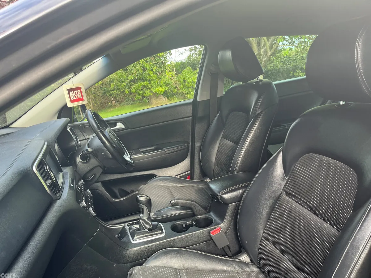 Kia Sportage SUV, Diesel, 2016, Silver