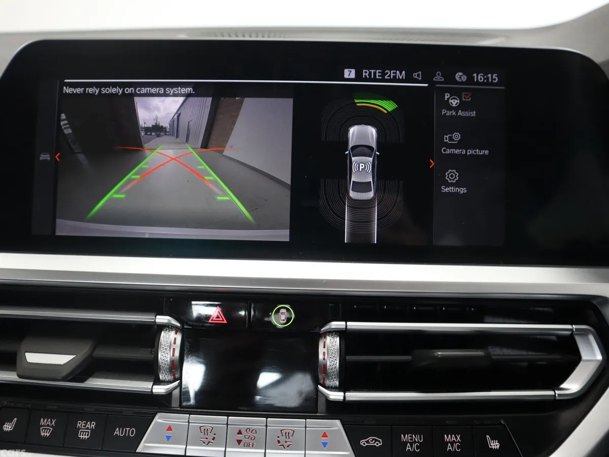 BMW 3-Series Saloon, Petrol Hybrid, 2022, White