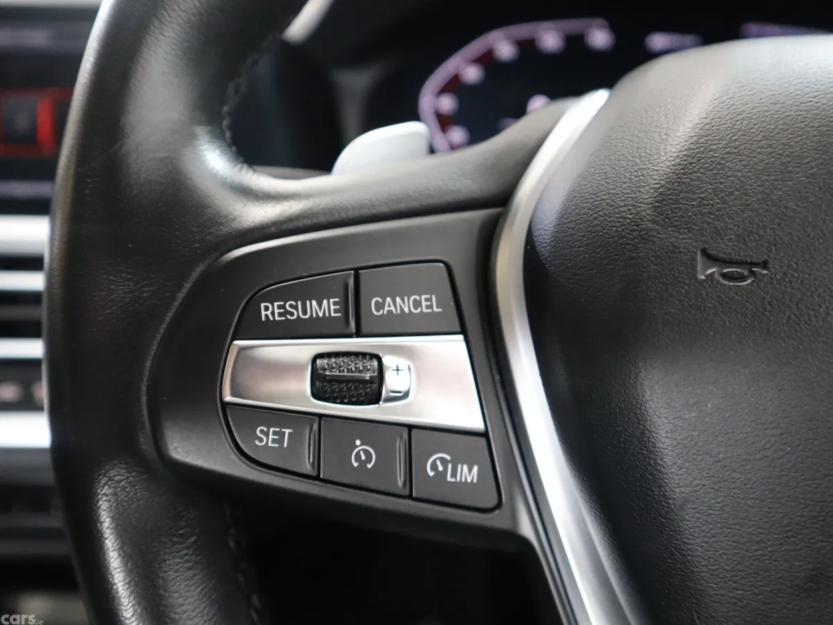 BMW 3-Series Saloon, Petrol Hybrid, 2022, White