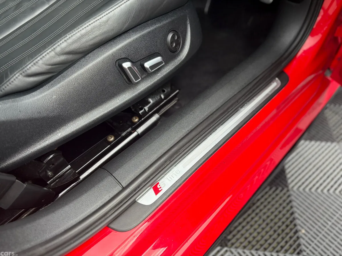 Audi A6 Saloon, Diesel, 2018, Red