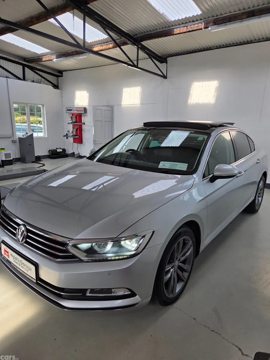 Volkswagen Passat Saloon, Diesel, 2018, Silver