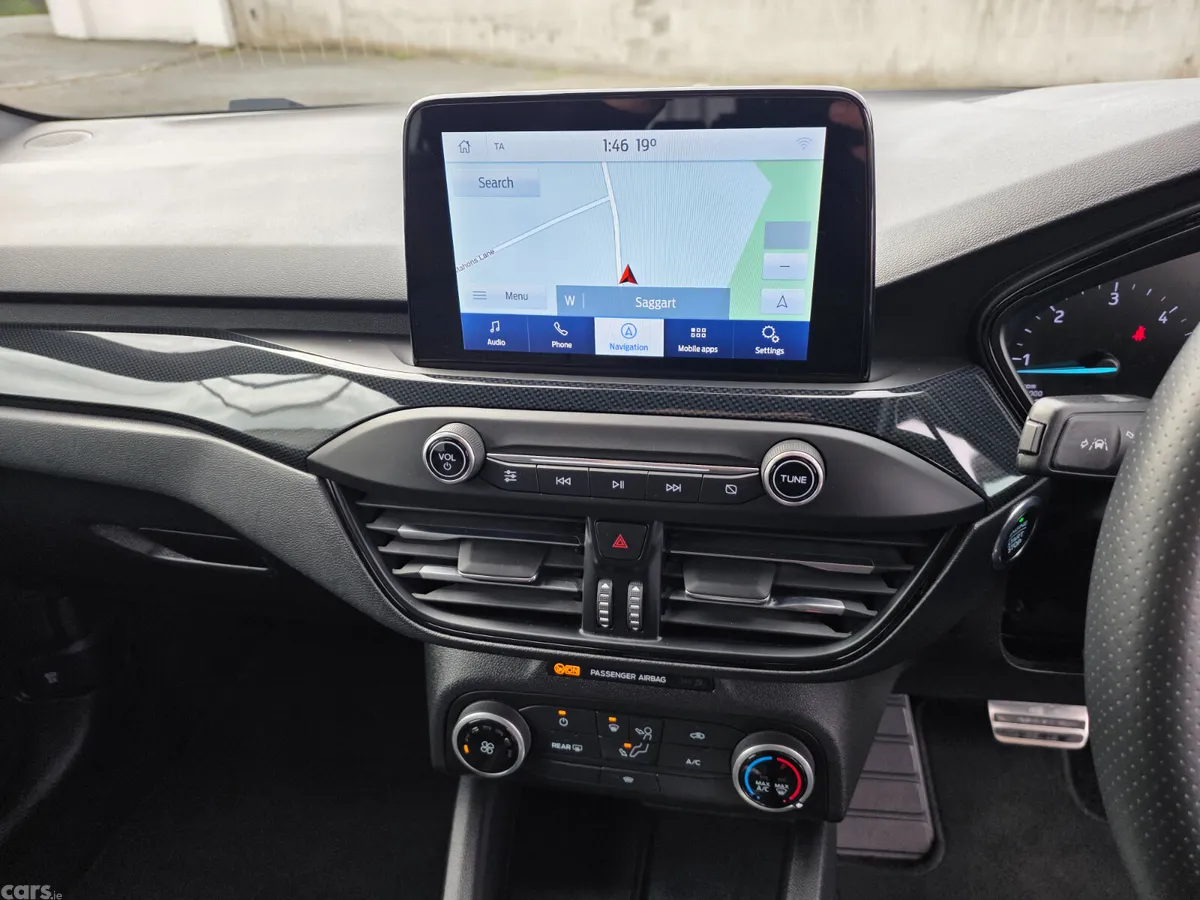 Ford Focus Hatchback, Diesel, 2020, Blue