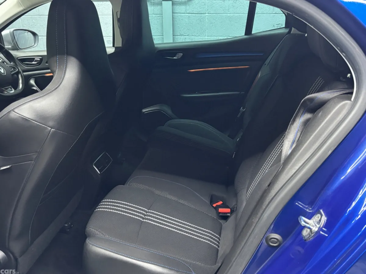 Renault Megane Hatchback, Diesel, 2016, Blue