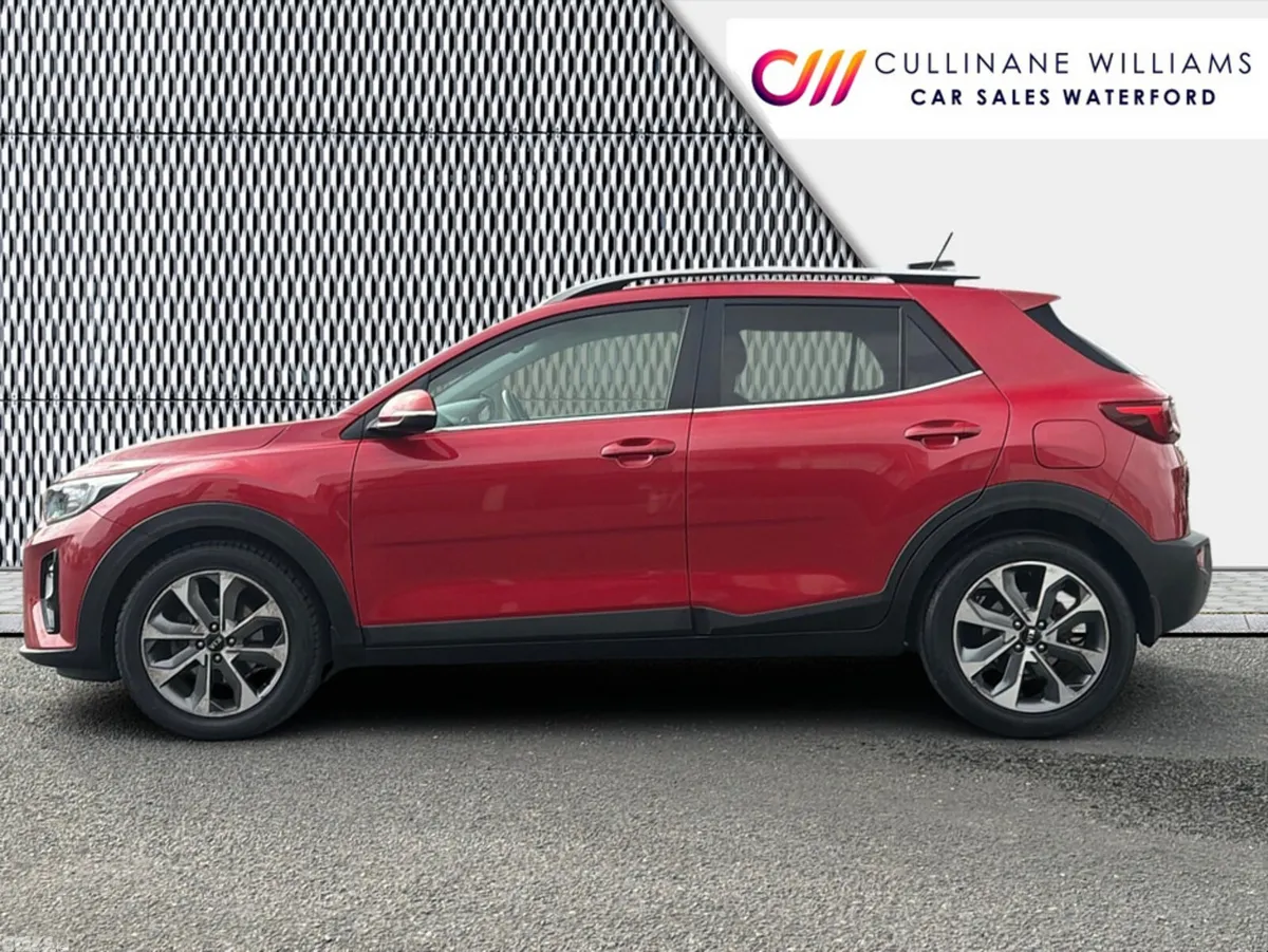 Kia Stonic SUV, Diesel, 2018, Red
