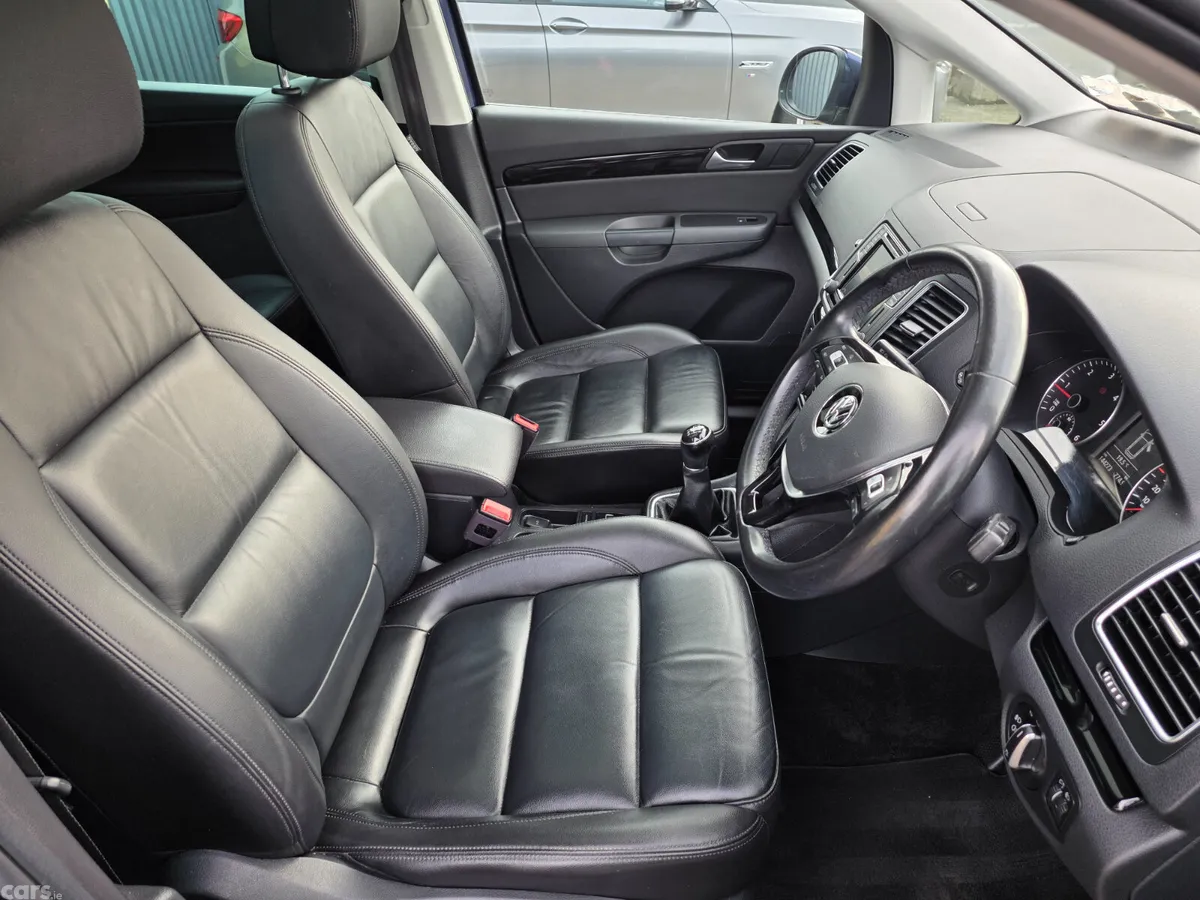 Volkswagen Sharan MPV, Diesel, 2018, Blue