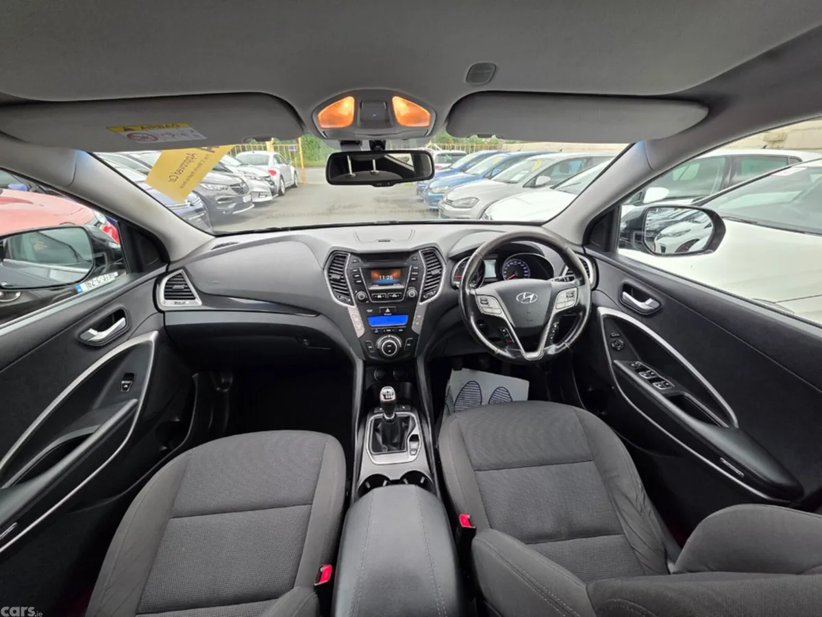 Hyundai Santa Fe SUV, Diesel, 2016, Silver
