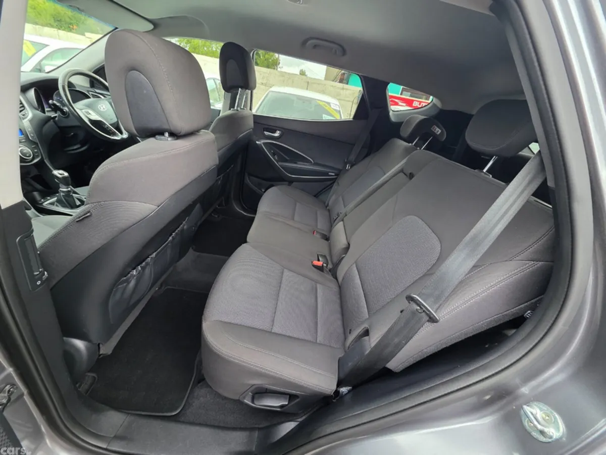 Hyundai Santa Fe SUV, Diesel, 2016, Silver