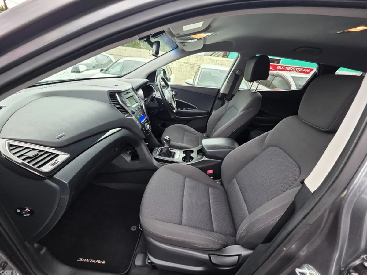 Hyundai Santa Fe SUV, Diesel, 2016, Silver
