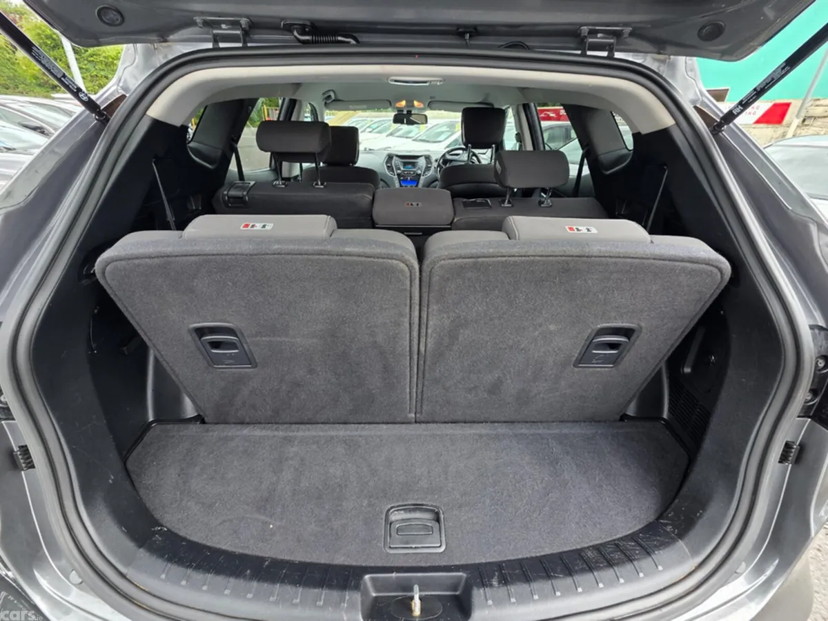 Hyundai Santa Fe SUV, Diesel, 2016, Silver