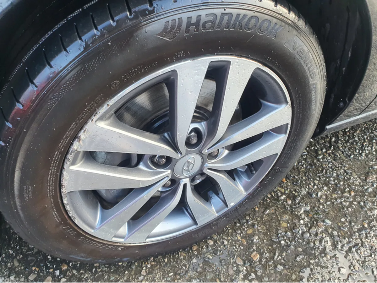 Hyundai i30 Hatchback, Petrol, 2020, Black