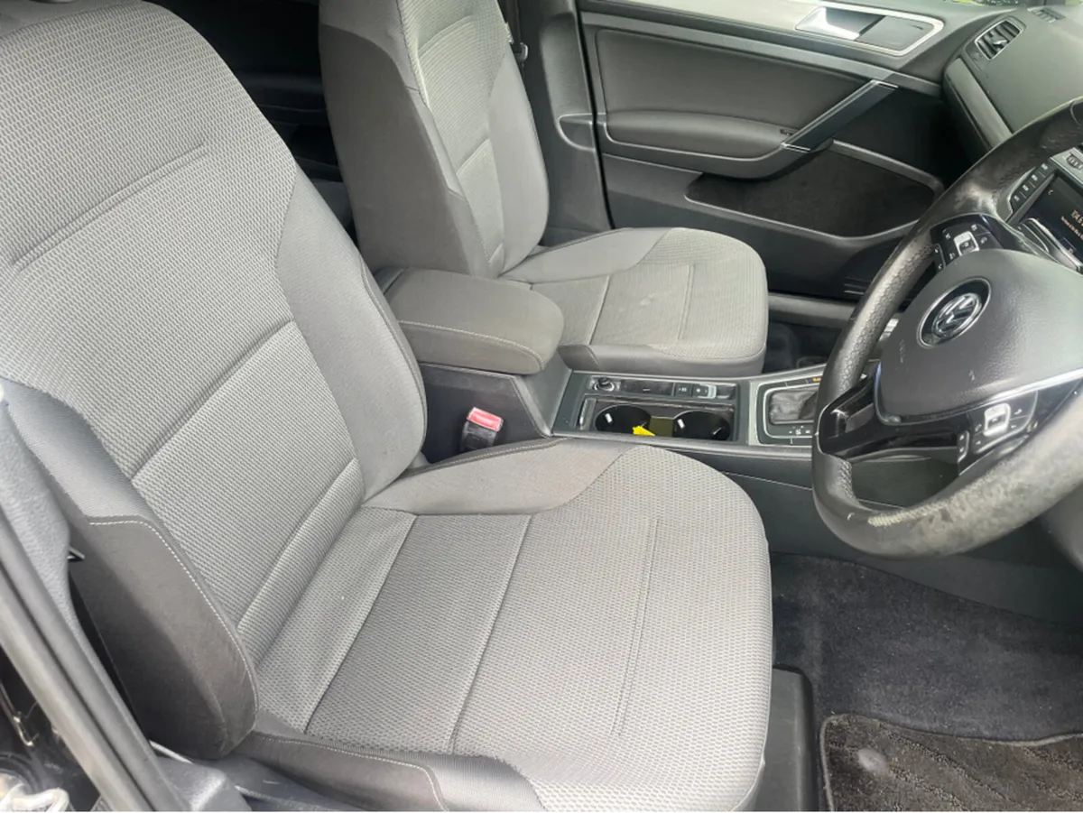 Volkswagen Golf Hatchback, Petrol, 2015, Black