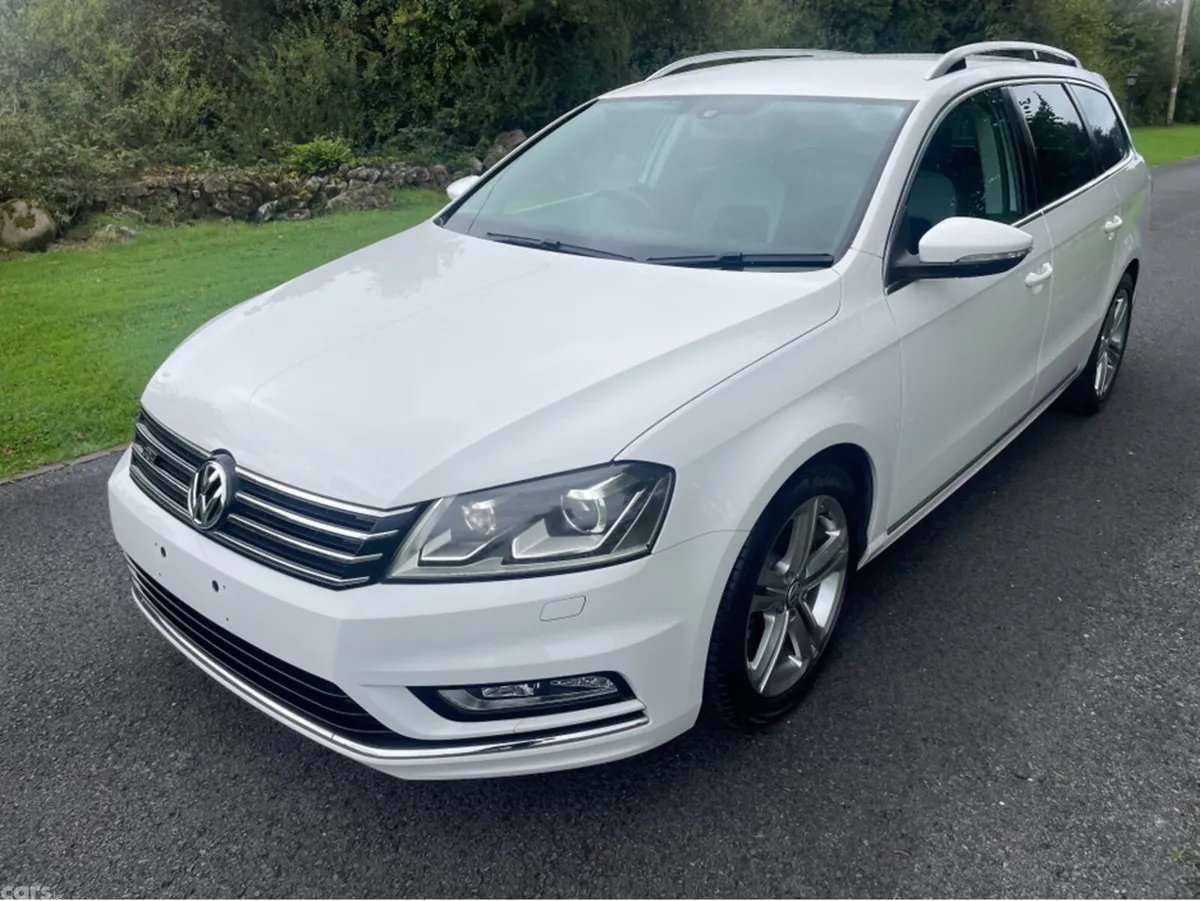 Volkswagen Passat Estate, Petrol, 2015, White