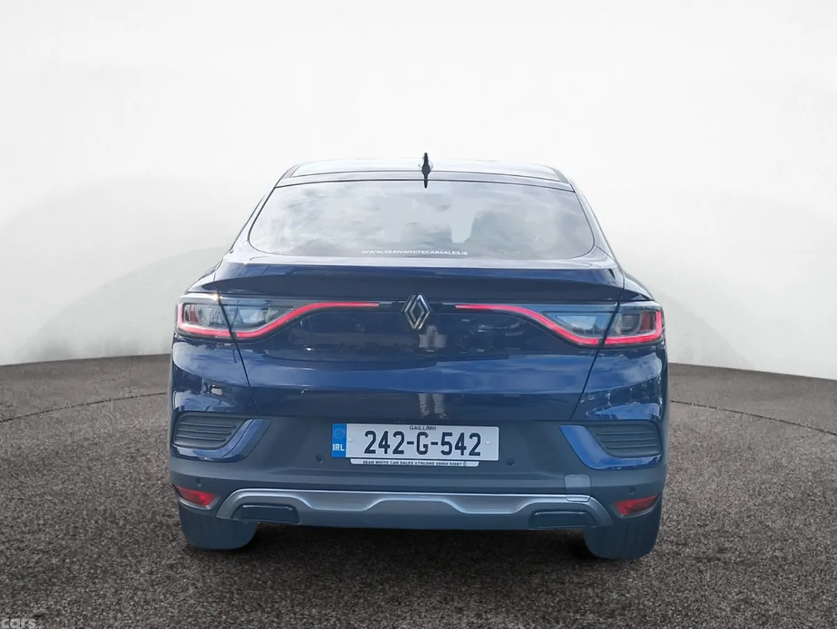 Renault Arkana Hatchback, Petrol, 2024, Blue